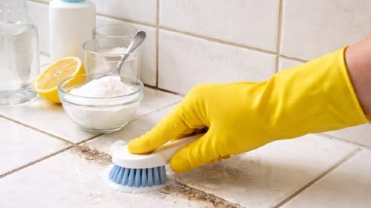 Foto - Derzleri temizlerken dikkat: Bu ikisi karışınca zehir oluyor!