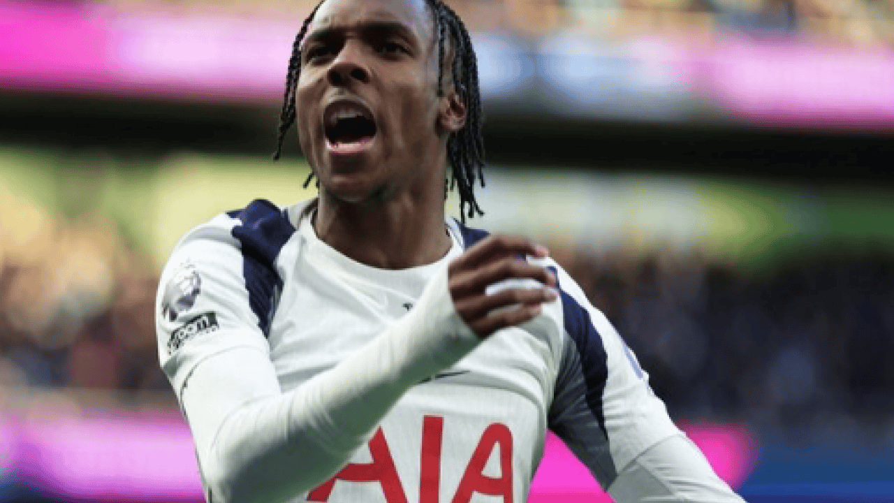 Dev anlaşma geliyor mu? Fenerbahçe'den golcü transferinde ters köşe!