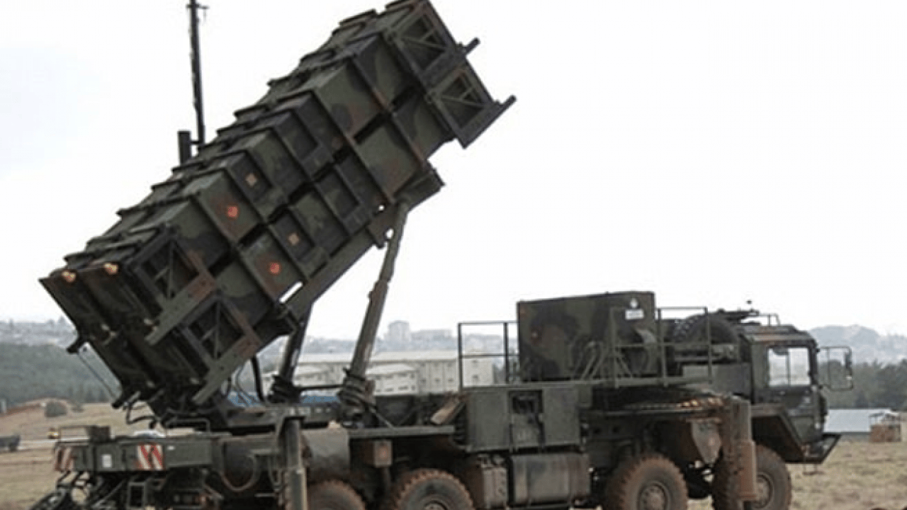 Foto - Dev anlaşmaya imza attılar: Raytheon’a Romanya için 168 milyon dolarlık Patriot anlaşması...