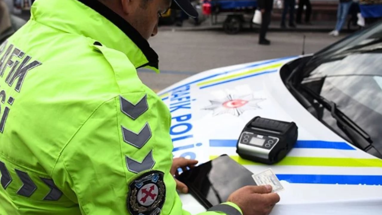 Foto - Dev cezalar geliyor! Trafikte bu hataları yapanlar yandı