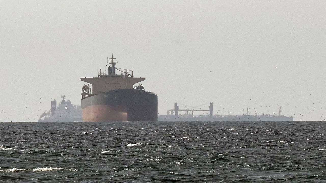 Foto - Dev kurumlardan petrol açıklaması! Büyük risk konusunda uyardılar