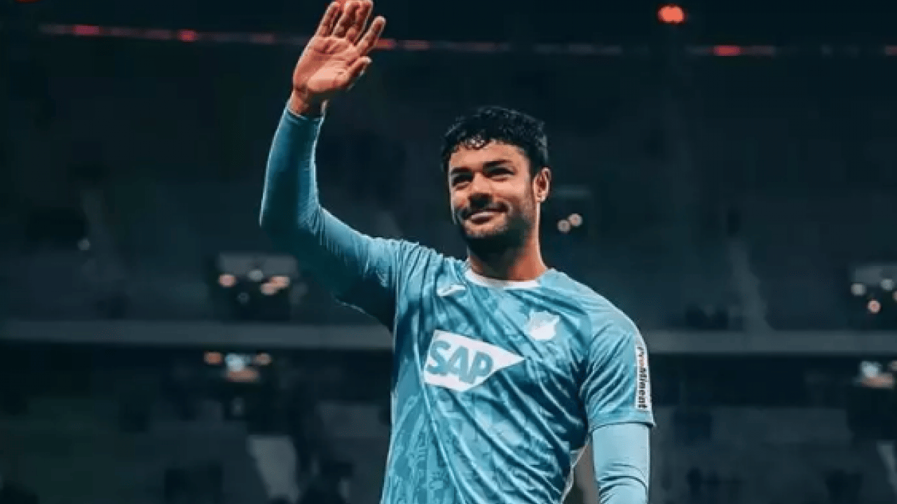 Foto - Devleri peşine takmıştı: Milli futbolcu Alman vatandaşlığına geçiyor!