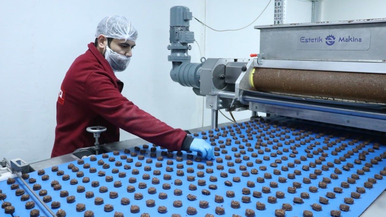Foto - Devlet desteğiyle fabrika kurdu! Günde 100 bin paket glütensiz gıda üretiyor