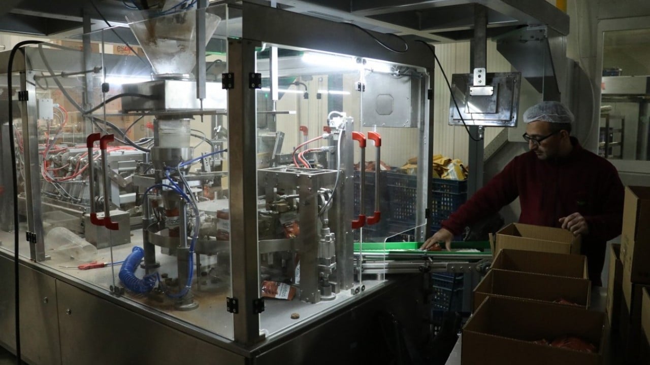 Foto - Devlet desteğiyle fabrika kurdu! Günde 100 bin paket glütensiz gıda üretiyor