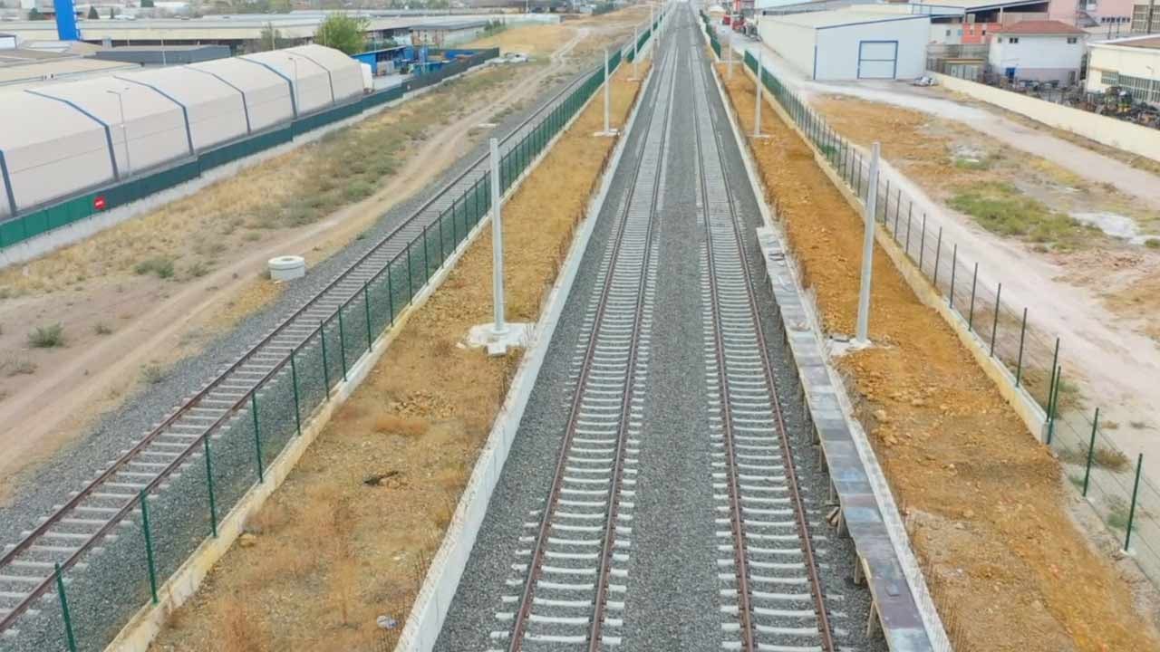 Foto - Devlet yapıyor iş bilmez Mansur Yavaş bakıyor! Ankara’nın raylı ulaşıma yeni halka