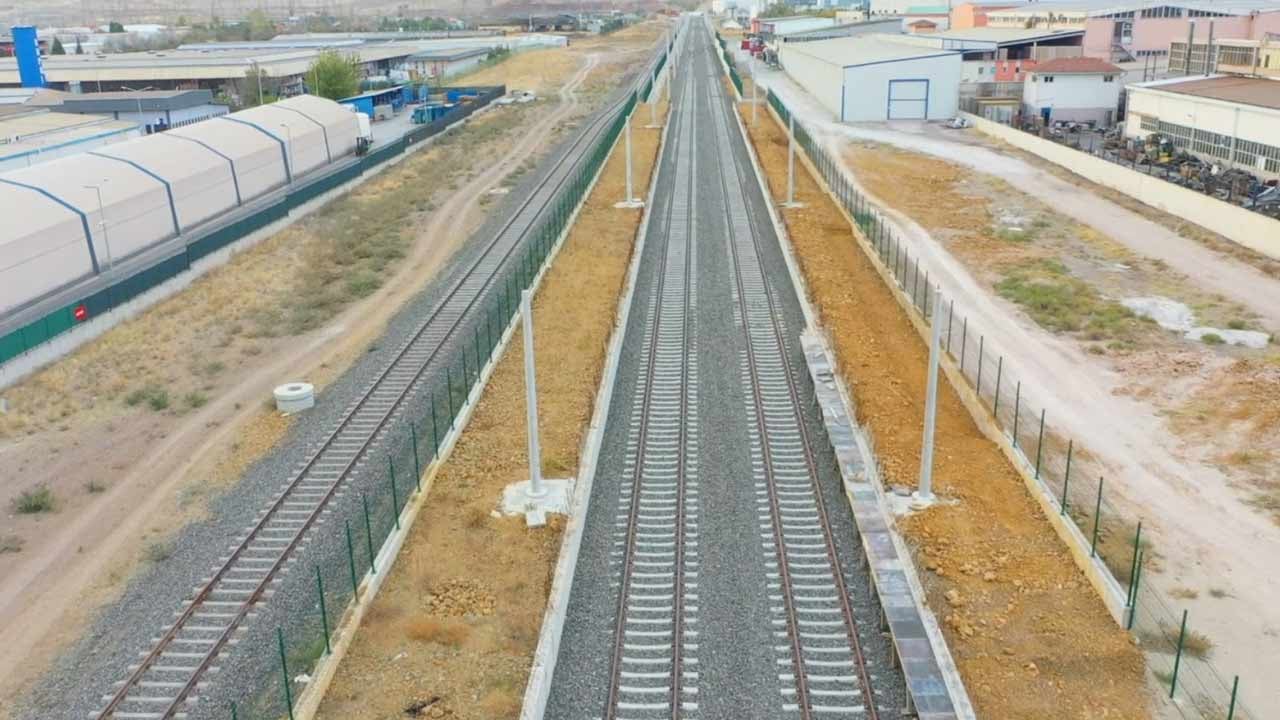 Foto - Devlet yapıyor iş bilmez Mansur Yavaş bakıyor! Ankara’nın raylı ulaşıma yeni halka