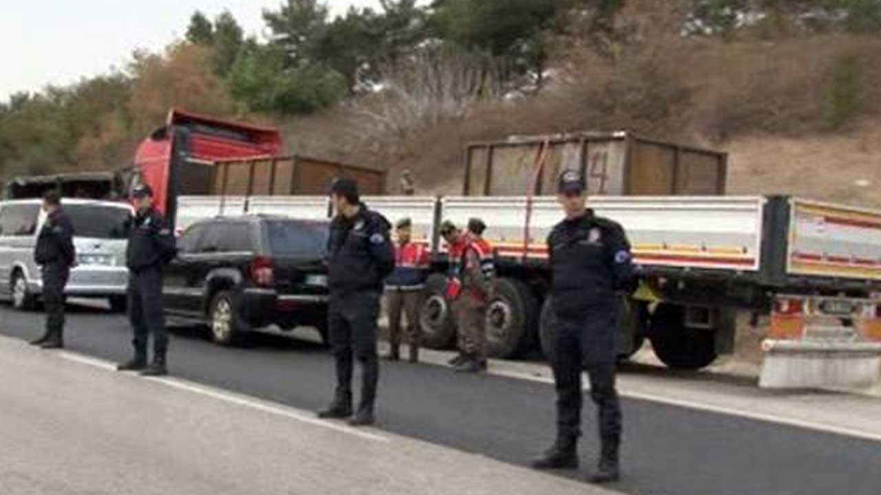 Foto - Devlete kurulan tuzak: MİT tırları kumpasının üzerinden 12 yıl geçti