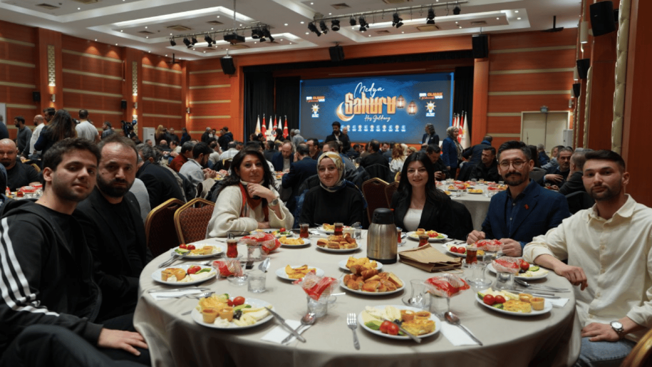 Foto - Dijital Birlik Platformu AK Parti İstanbul Medya Sahurunda Buluştu