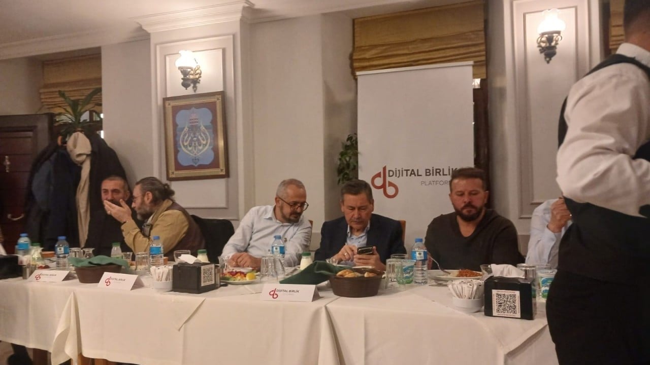 Dijital Birlik Platformu Geleneksel İftarında Buluştu