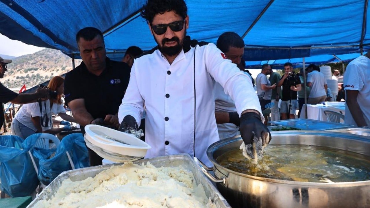 Foto - Dikenleri tehlikeli ve zehirli Önce avladılar daha sonra afiyetle yediler