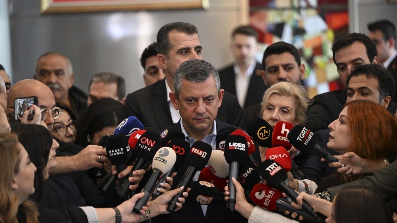 Foto - Tevfik Diker’den Özgür Özel’e Sert Çağrı: 'Açıklama Yap ya da İstifa Et'