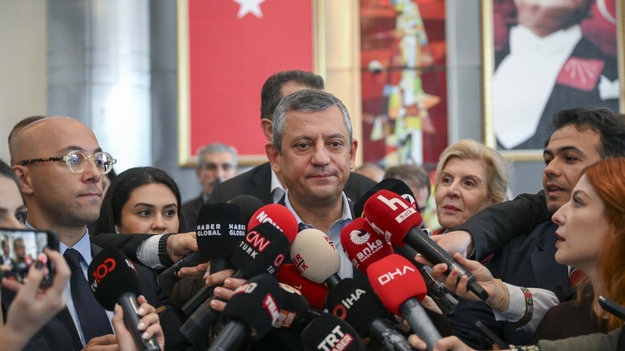 Foto - Tevfik Diker’den Özgür Özel’e Sert Çağrı: 'Açıklama Yap ya da İstifa Et'