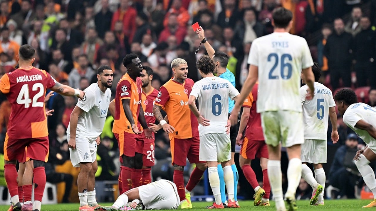 Foto - Dikkat çeken mağlubiyet sonrası... Şampiyonlar Ligi simüle edildi! Galatasaray'ı korkutan yüzde maalesef can sıkacak...