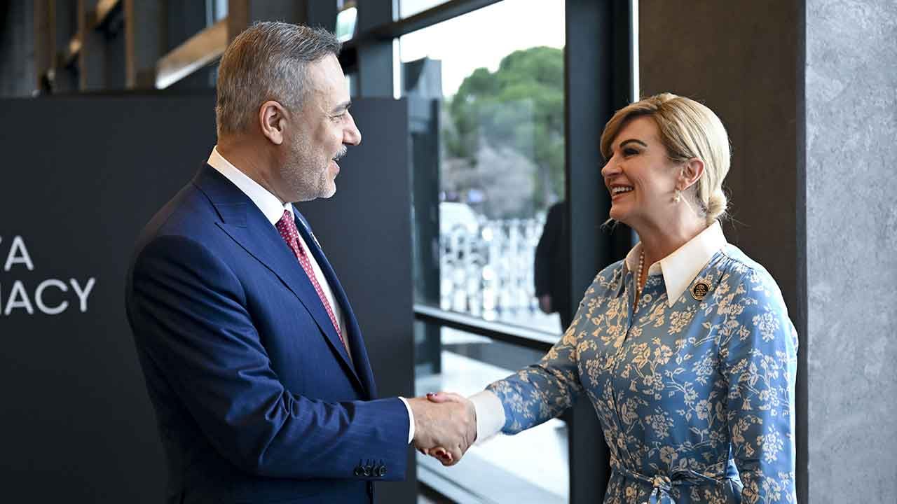 Foto - Diplomasinin kalbi Antalya'da atıyor