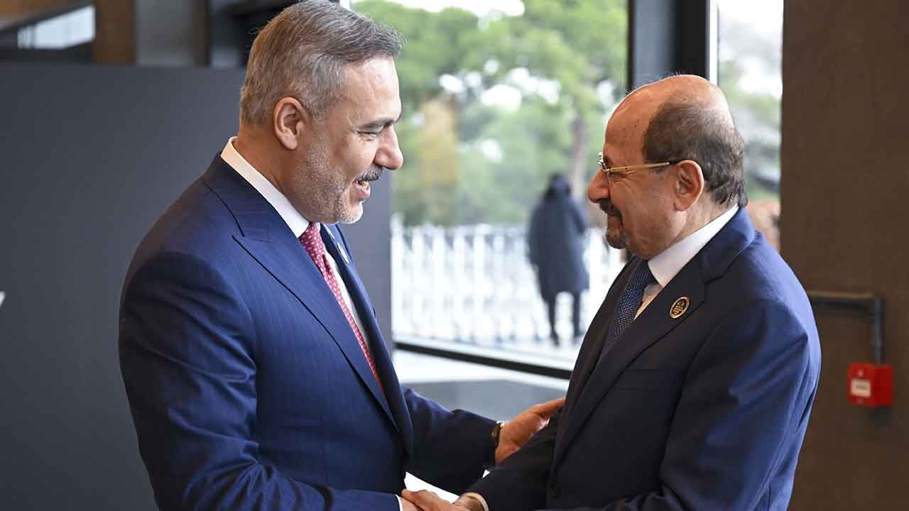 Foto - Diplomasinin kalbi Antalya'da atıyor