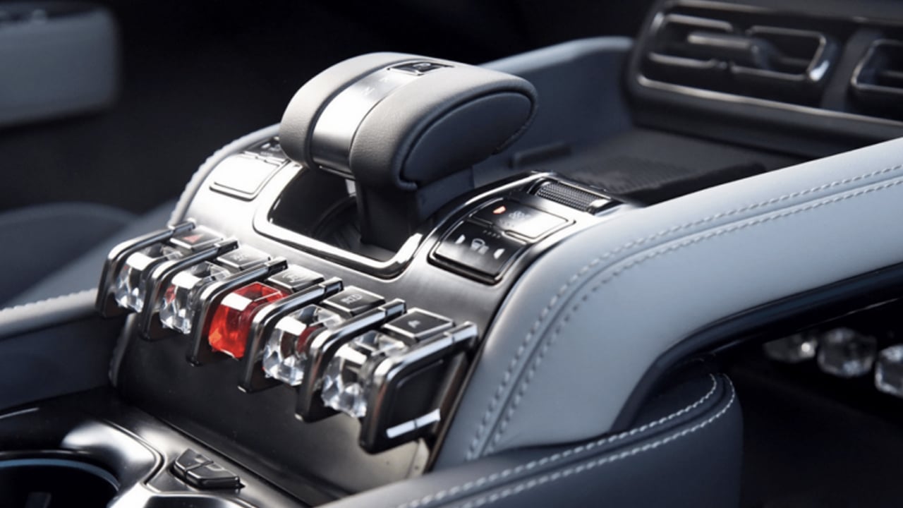 Foto - Direksiyon başında dokunmatik tehlikesi! Fiziksel tuşu olmayan otomobil 5 yıldızı unutsun