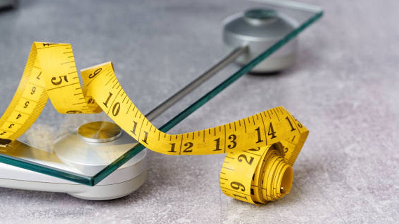 Dışarıdan anlaşılmıyor, vücudu içten zorluyor! Zayıf olanlarda bile görülüyor