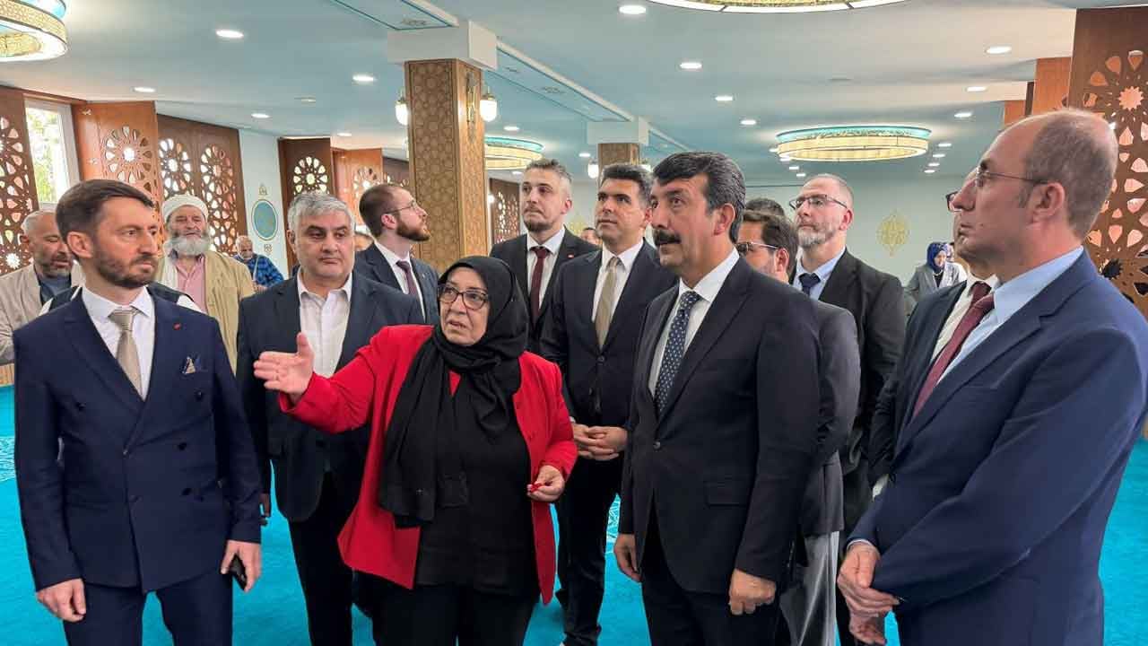 Foto - DİTİB'e bağlı 864'üncü eser! Almanya'da Fatih Camii açıldı