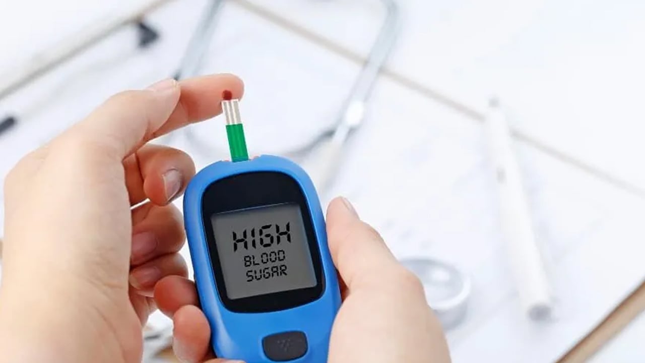 Foto - Diyabet sessizce tehdit ediyor: Hastalığa karşı günde en az 30 dakika yürüyün! Gizli şekerden korunmanın faydaları