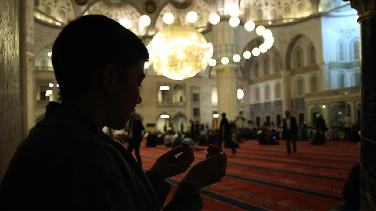 Foto - Diyanet İşleri Başkanı Arpaguş'tan "iman ve istikamet" vurgulu Berat Kandili mesajı