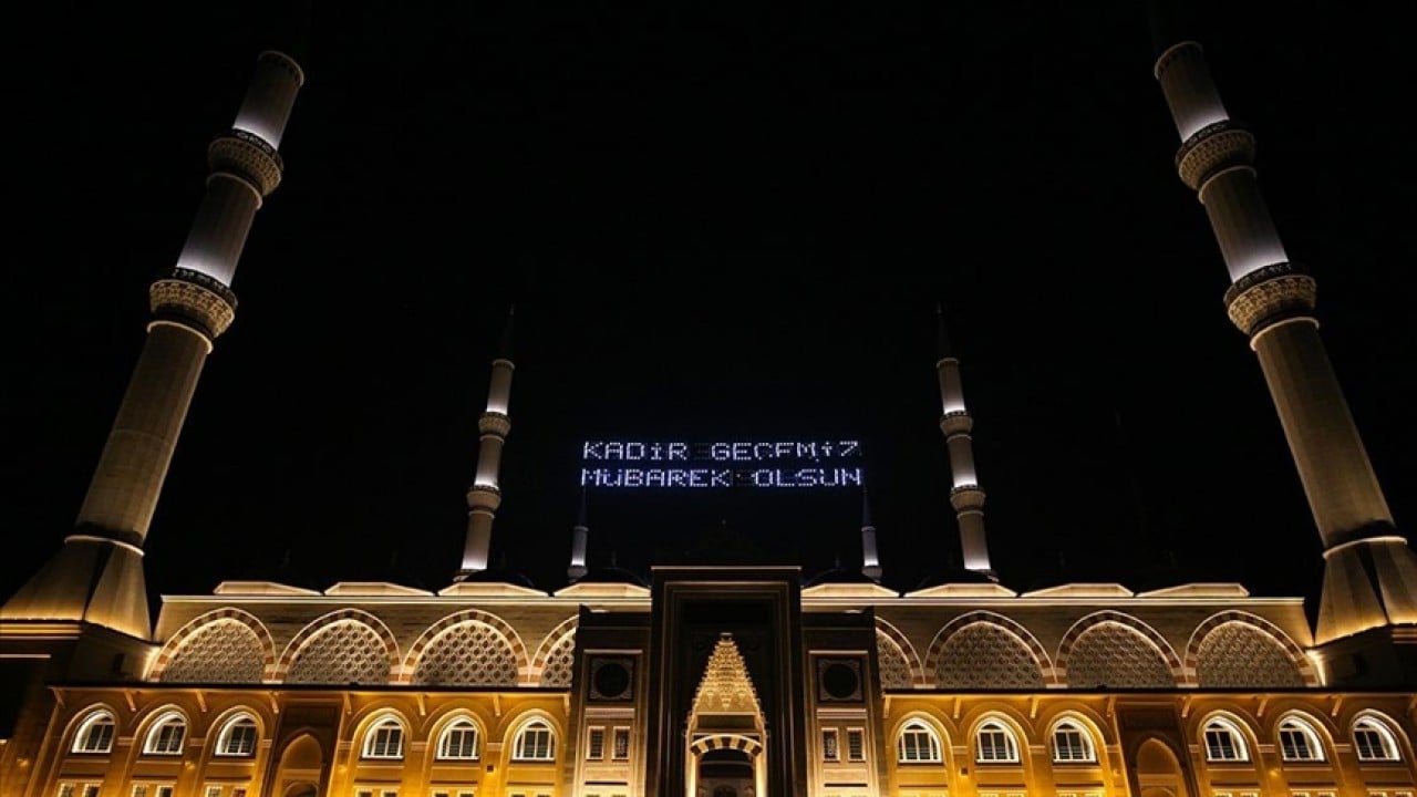 Foto - Diyanet İşleri Başkanı Arpaguş'tan Kadir Gecesi mesajı: Bu gece yapılacak en büyük amel…