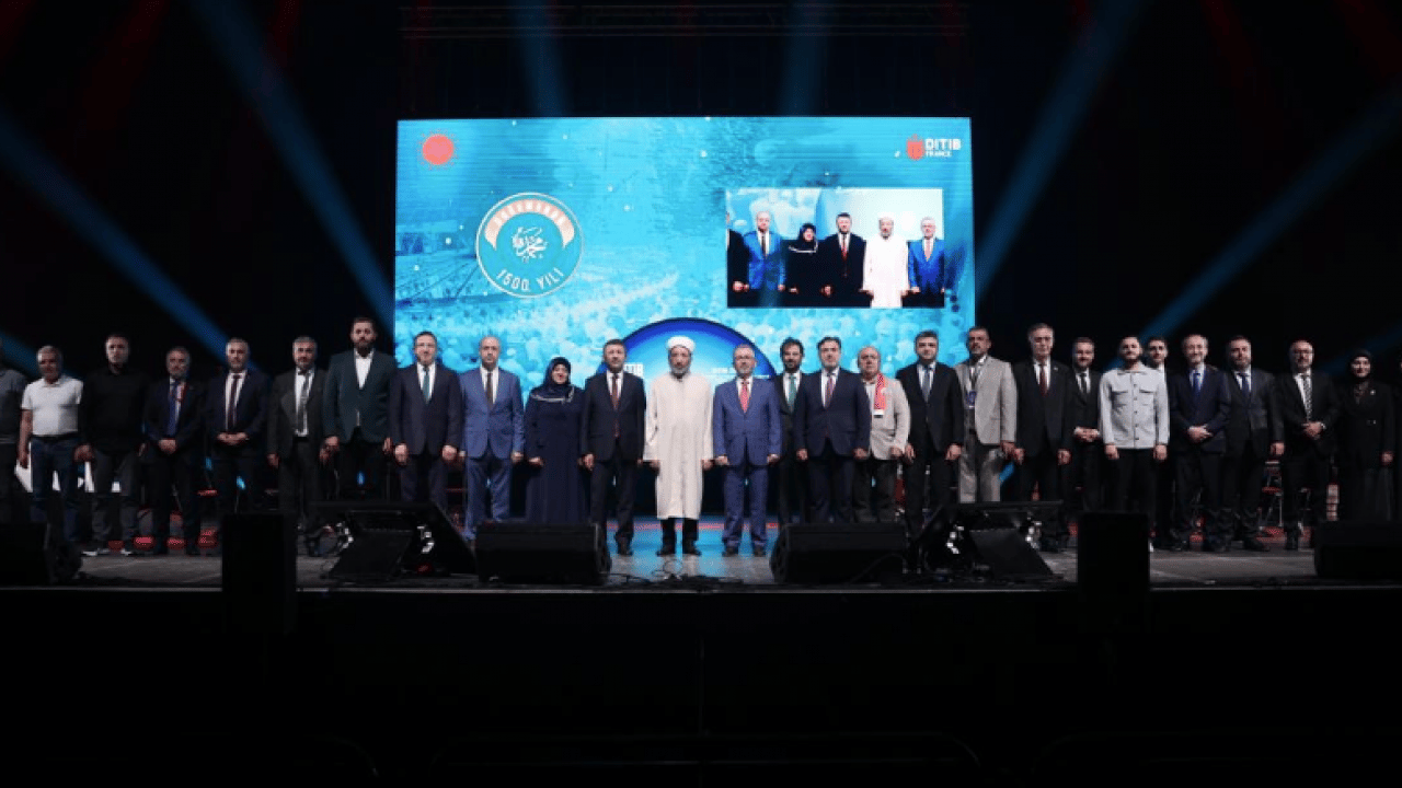 Foto - Diyanet İşleri Başkanı Arpaguş, Paris’te DİTİB Zirvesi’ne katıldı