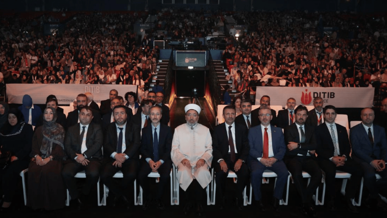 Foto - Diyanet İşleri Başkanı Arpaguş, Paris’te DİTİB Zirvesi’ne katıldı