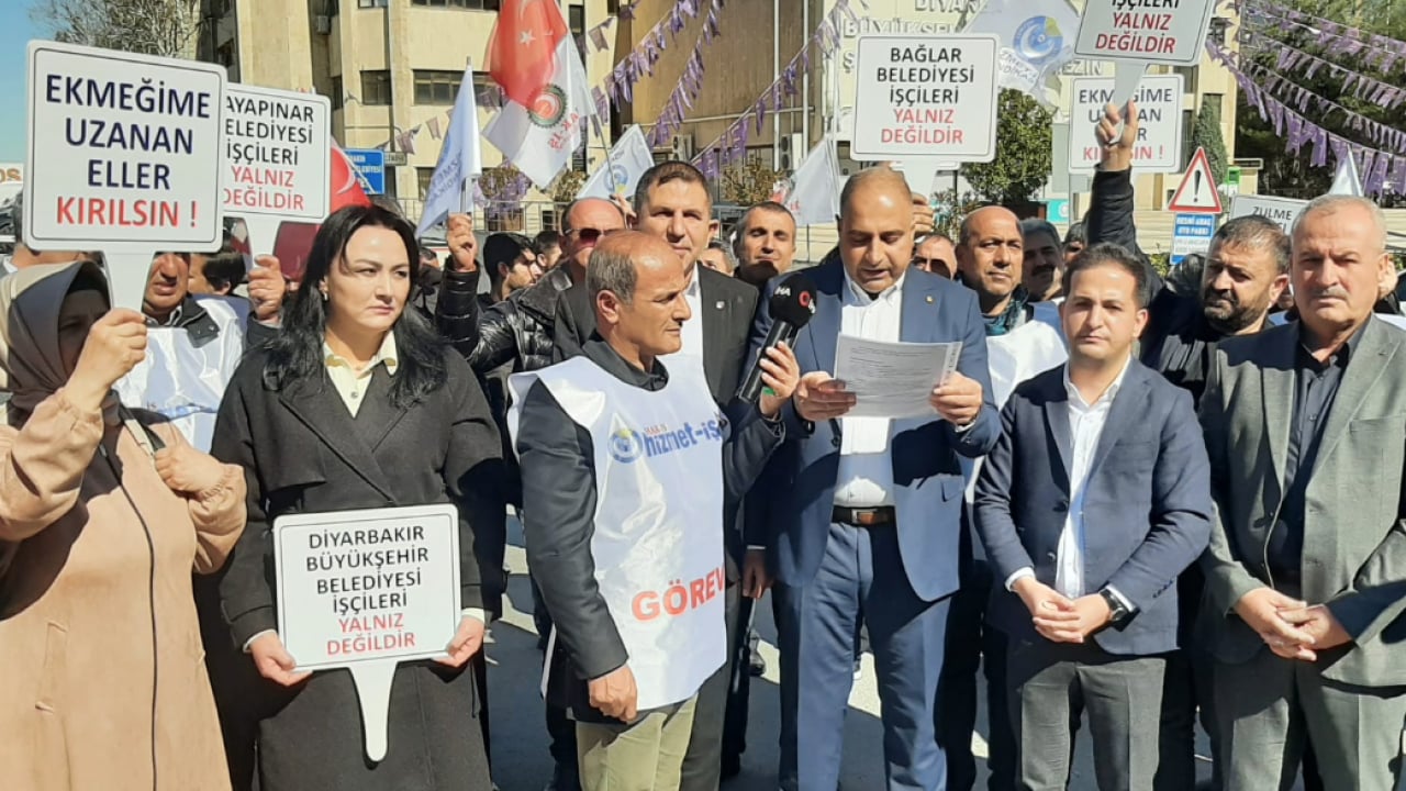 Foto - Diyarbakır'da Dem Partili belediyelerde zulüm sürüyor! 615 gündür adalet bekliyorlar