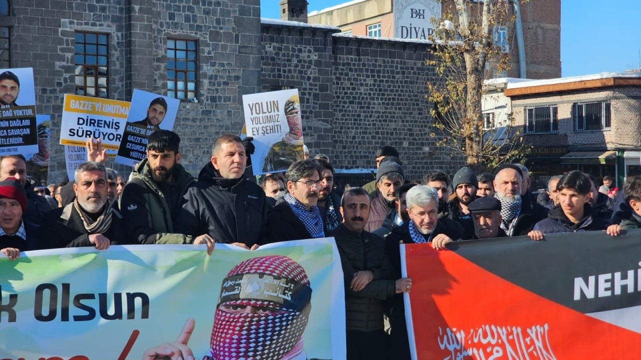 Foto - Diyarbakır'da Ebu Ubeyde için duygusal anma ve basın açıklaması