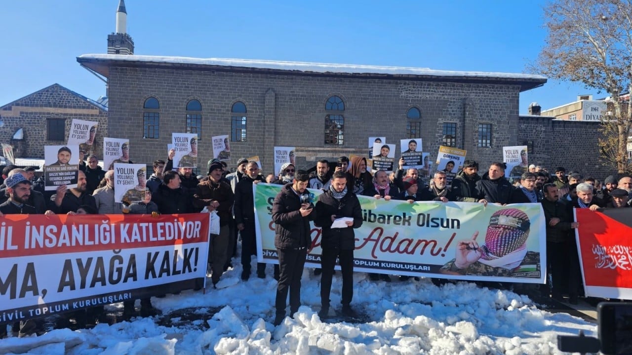 Foto - Diyarbakır'da Ebu Ubeyde için duygusal anma ve basın açıklaması