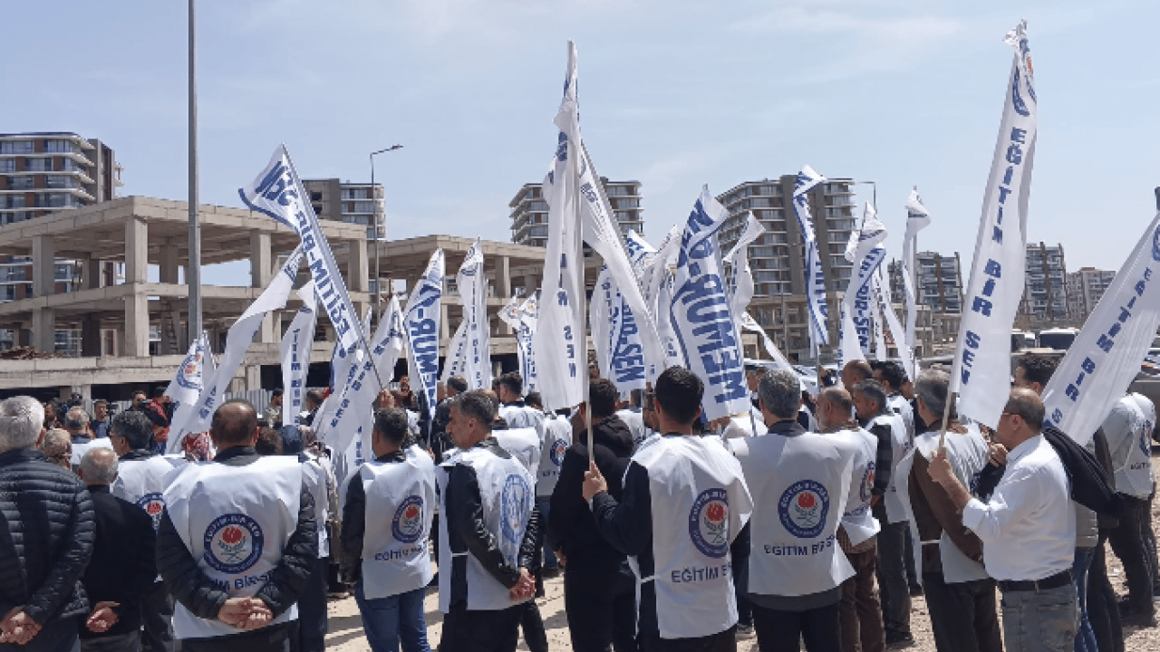 Foto - Diyarbakır'da eğitimciler şiddete karşı ayaklandı: Okullar güvende olmalı...