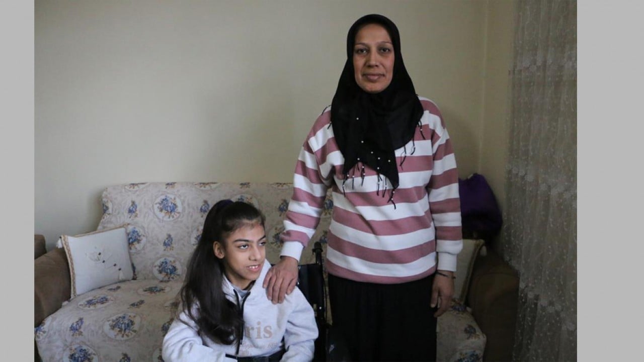 Foto - Diyarbakırlı anne engelli kız için yardım istedi! Devlet Bahçeli’den anlamlı hediye