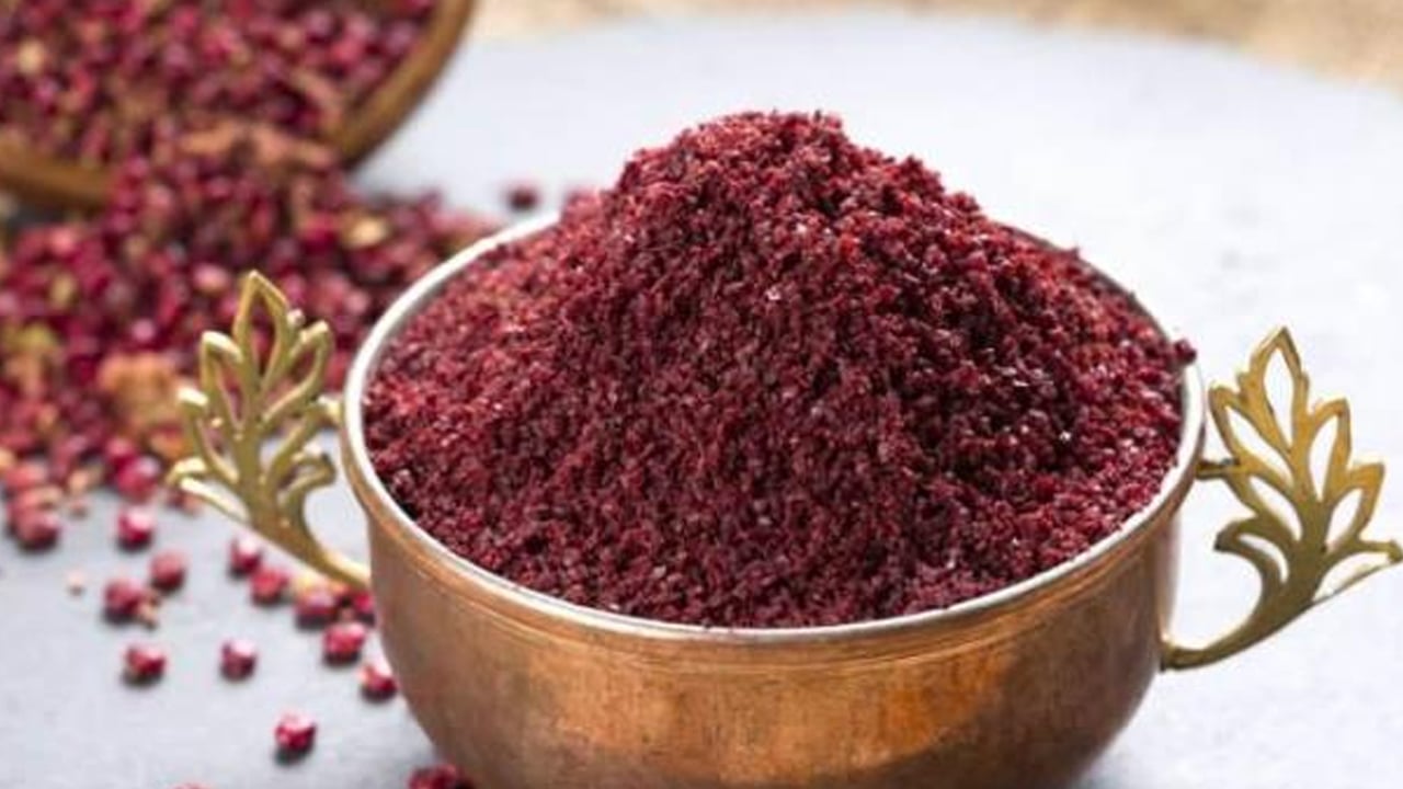 Foto - Doğal ağrı kesici! Canan Karatay'ın önerisi: Padişah baharatı olarak da biliniyor! 1 yemek kaşığını sıcak suya katıp içmek yetiyor