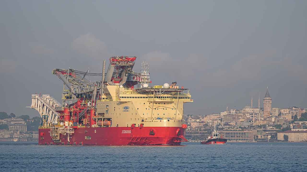 Foto - "Doğal gaz devi" İstanbul’da! Görenler dönüp bir daha baktı