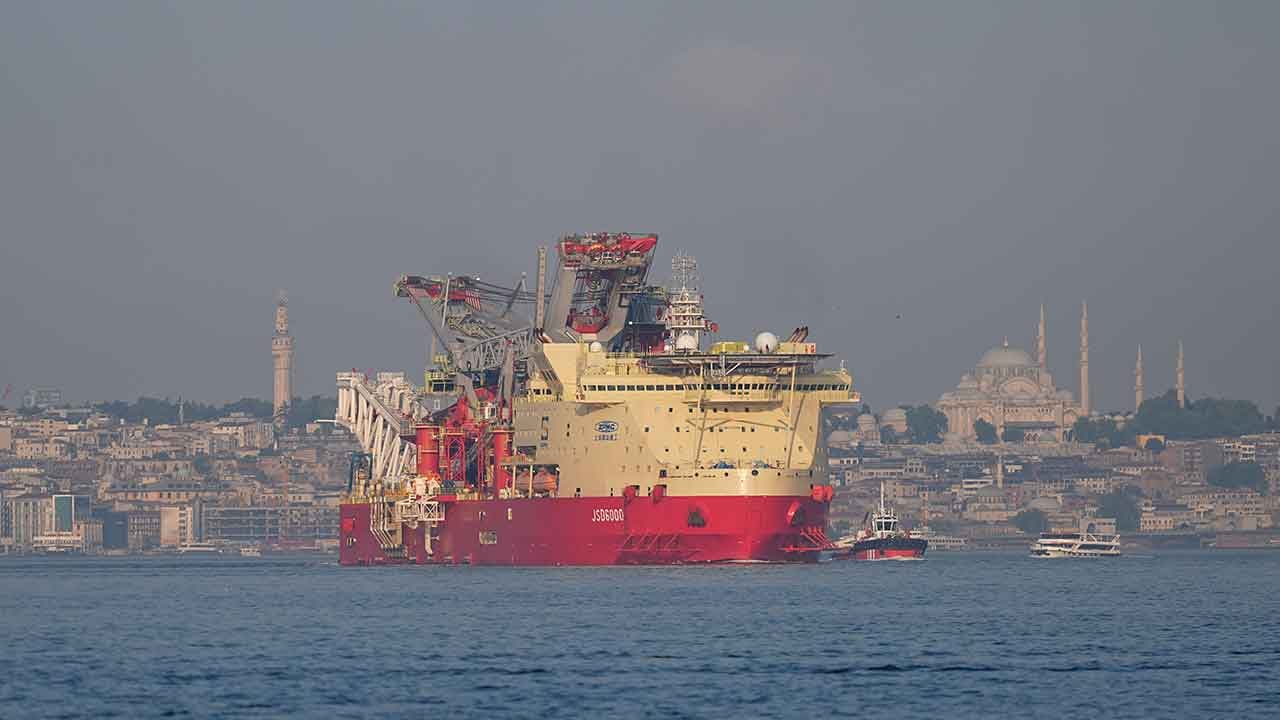 Foto - "Doğal gaz devi" İstanbul’da! Görenler dönüp bir daha baktı