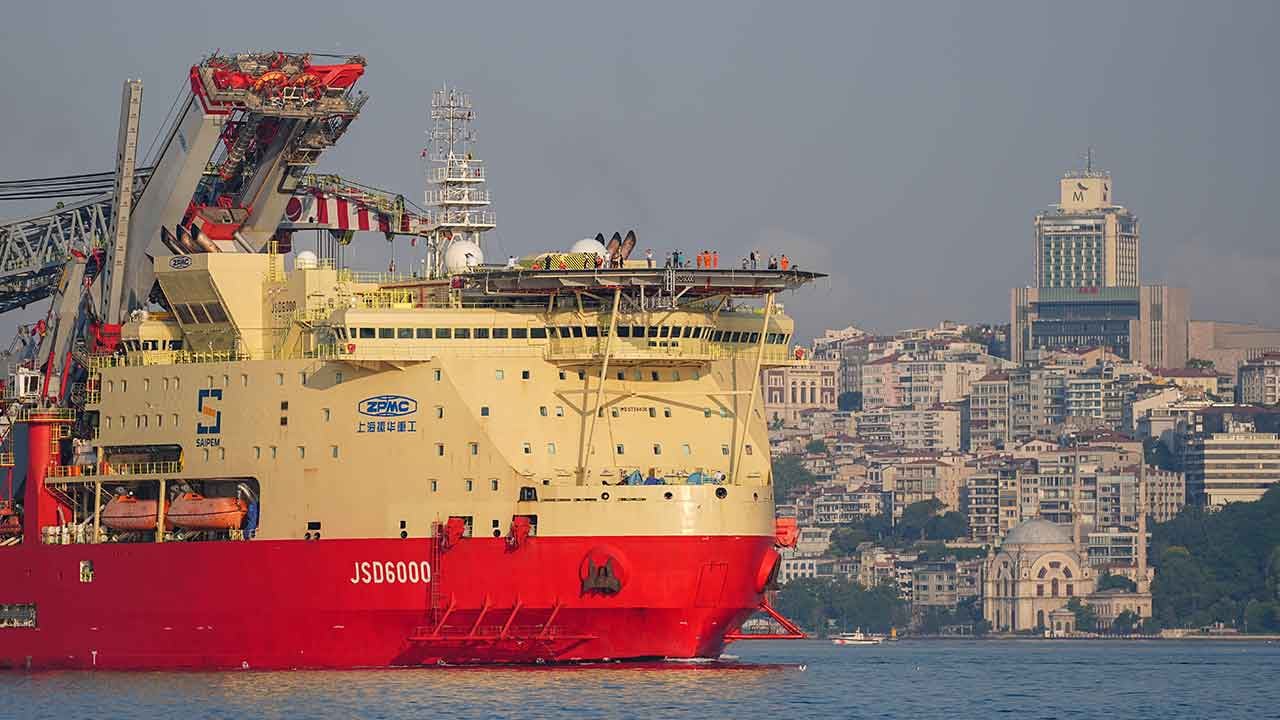 Foto - "Doğal gaz devi" İstanbul’da! Görenler dönüp bir daha baktı