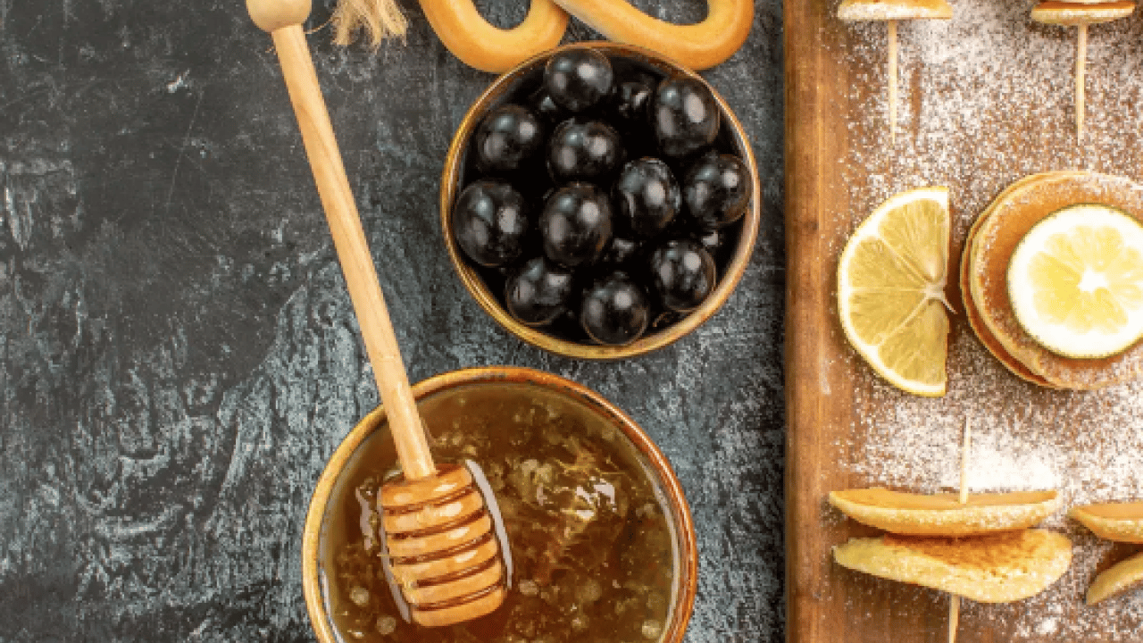 Foto - Doğal içeriklerle yapılan kürler... Cilt lekelerine sağlıklı çözüm: Limon ve bal