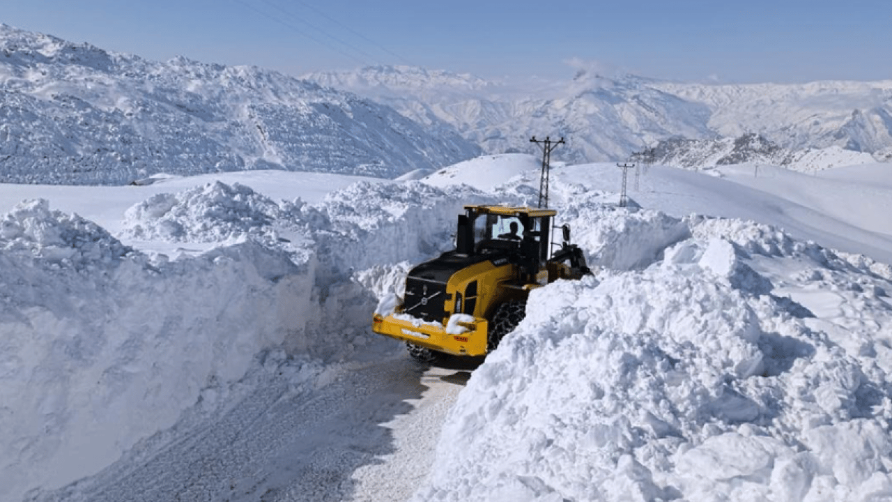 Foto - Doğu’da kar felaketi: Ulaşım durma noktasına geldi