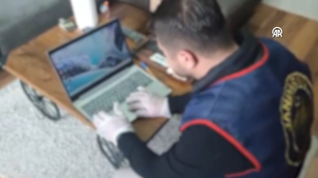 Foto - Dolandırıcı ve bahisçilere 9 ilde operasyon! 36 şüpheli tutuklandı