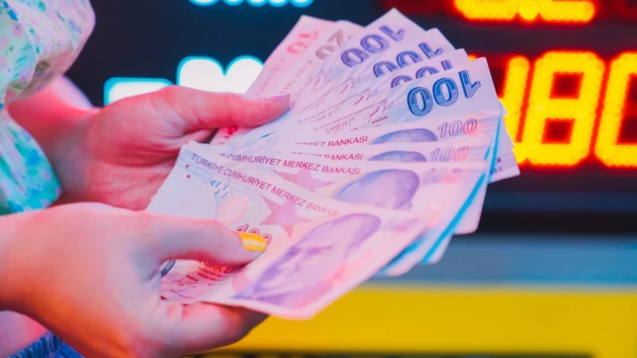 Foto - 'Dolar 8 lira değişecek' diyen ünlü banka Türkiye tahminini değiştirdi