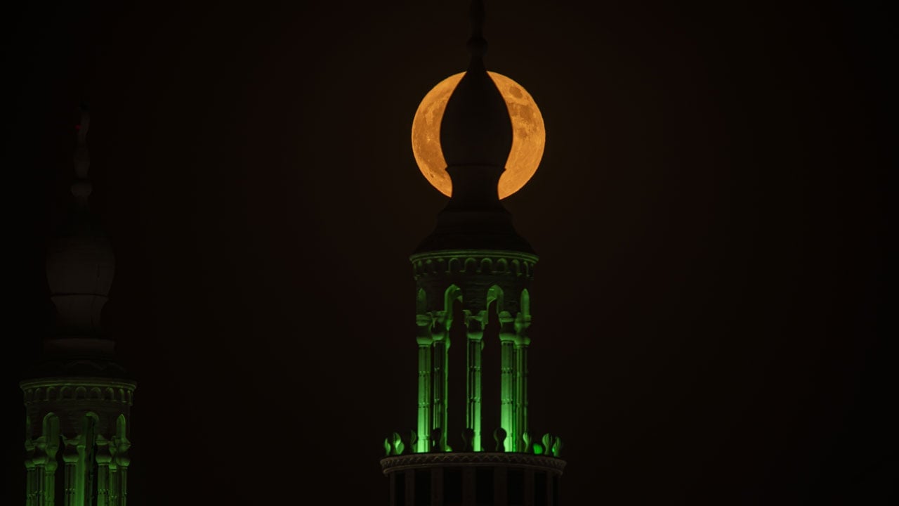 Foto - Dolunay minareyle aynı karede buluştu! Erbil’de kartpostallık görüntü