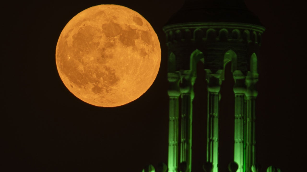 Foto - Dolunay minareyle aynı karede buluştu! Erbil’de kartpostallık görüntü