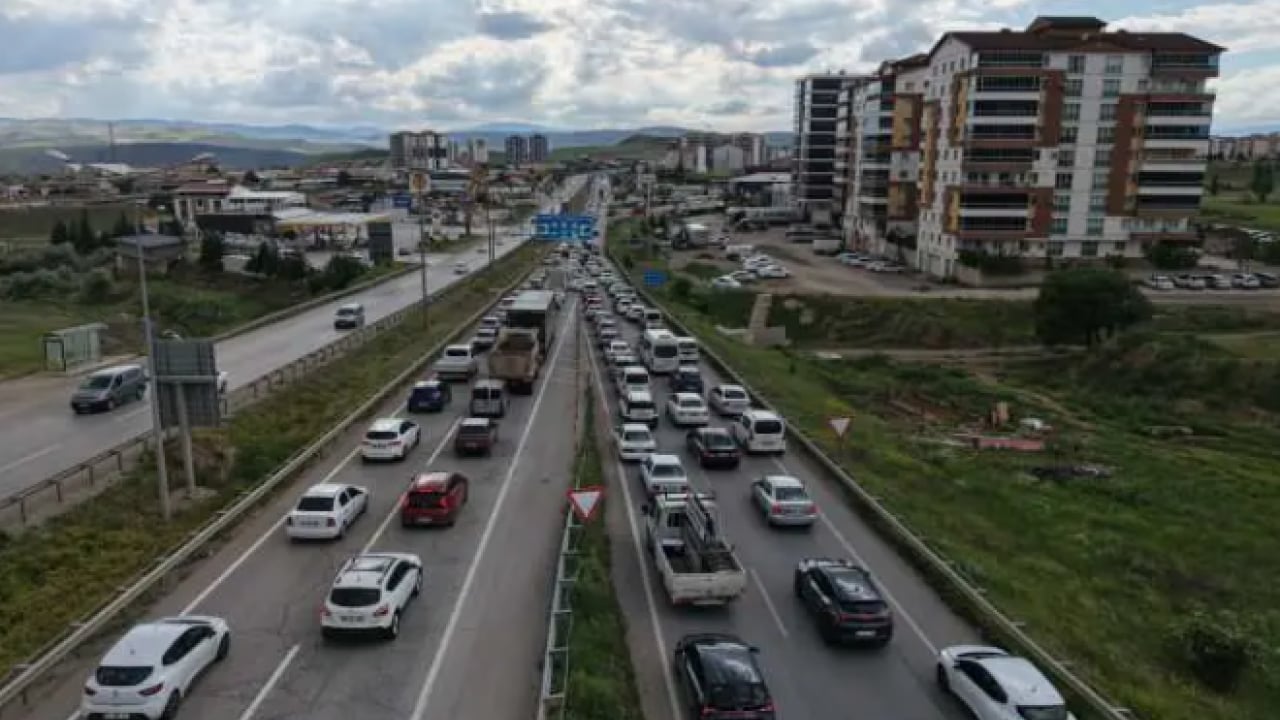 Foto - Dönüş çilesi başladı: 43 ilin bağlantı noktası kilitlendi!