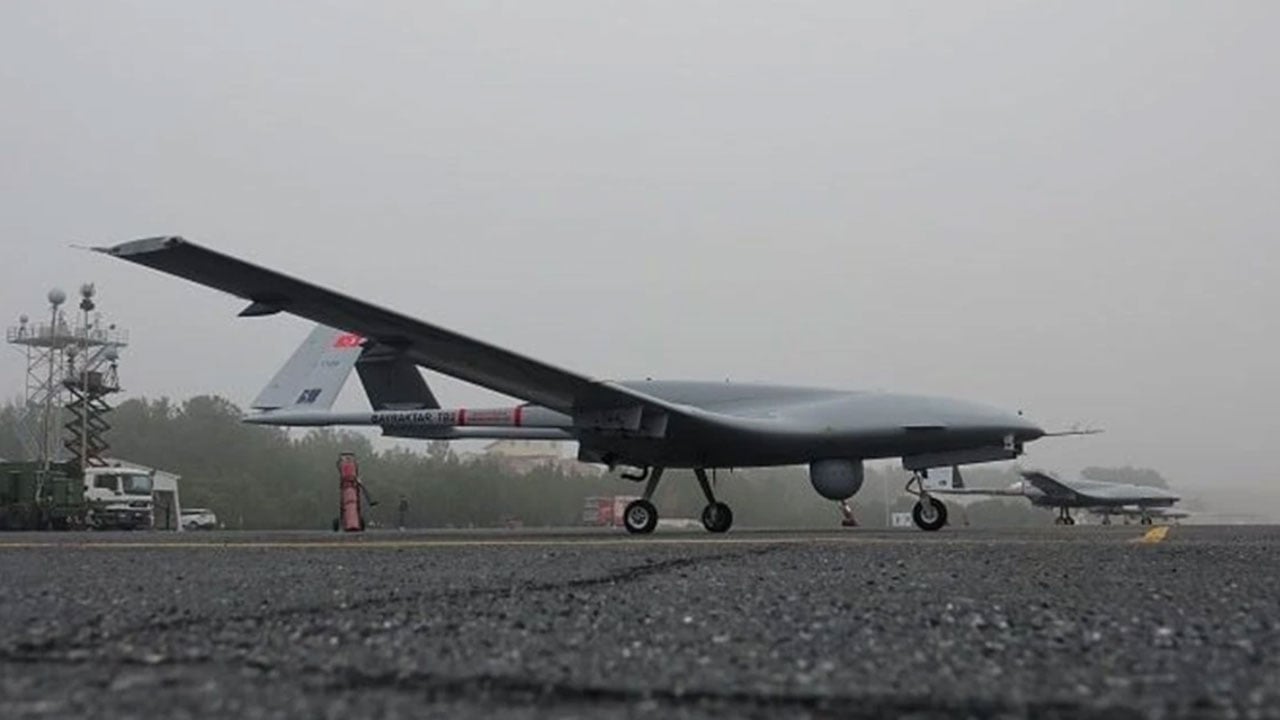 Foto - Dost ülkeden skandal! Bayraktar TB2 SİHA'nın kopyasını satın aldılar