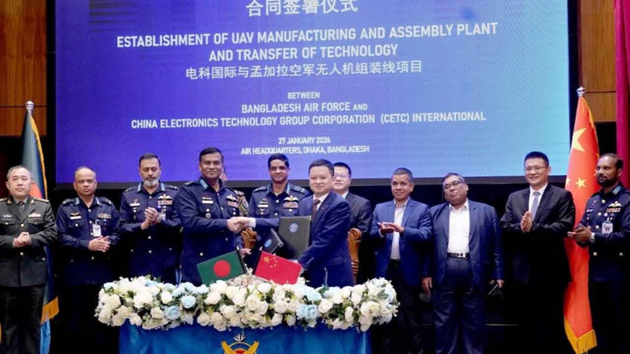 Foto - Dost ülkeden skandal! Bayraktar TB2 SİHA'nın kopyasını satın aldılar