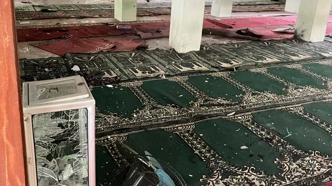 Foto - Dost ve kardeş ülkede cuma namazında patlama! Onlarca yaralı var