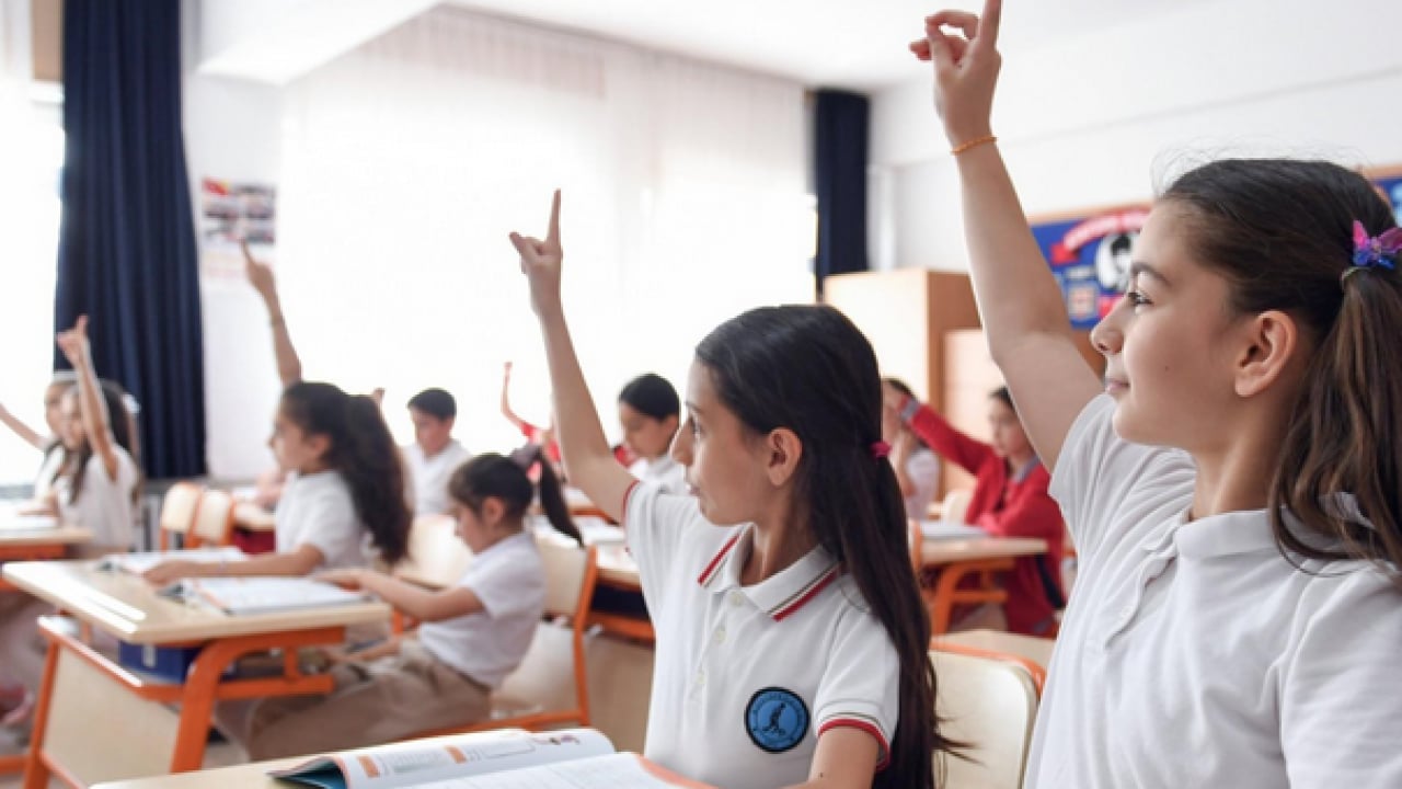 Foto - Dr. Gökhan Gündoğdu: Sosyal sorumluluk, ilkokul ve ortaokulda karakteri inşa eder; eğitimi güçlendirir