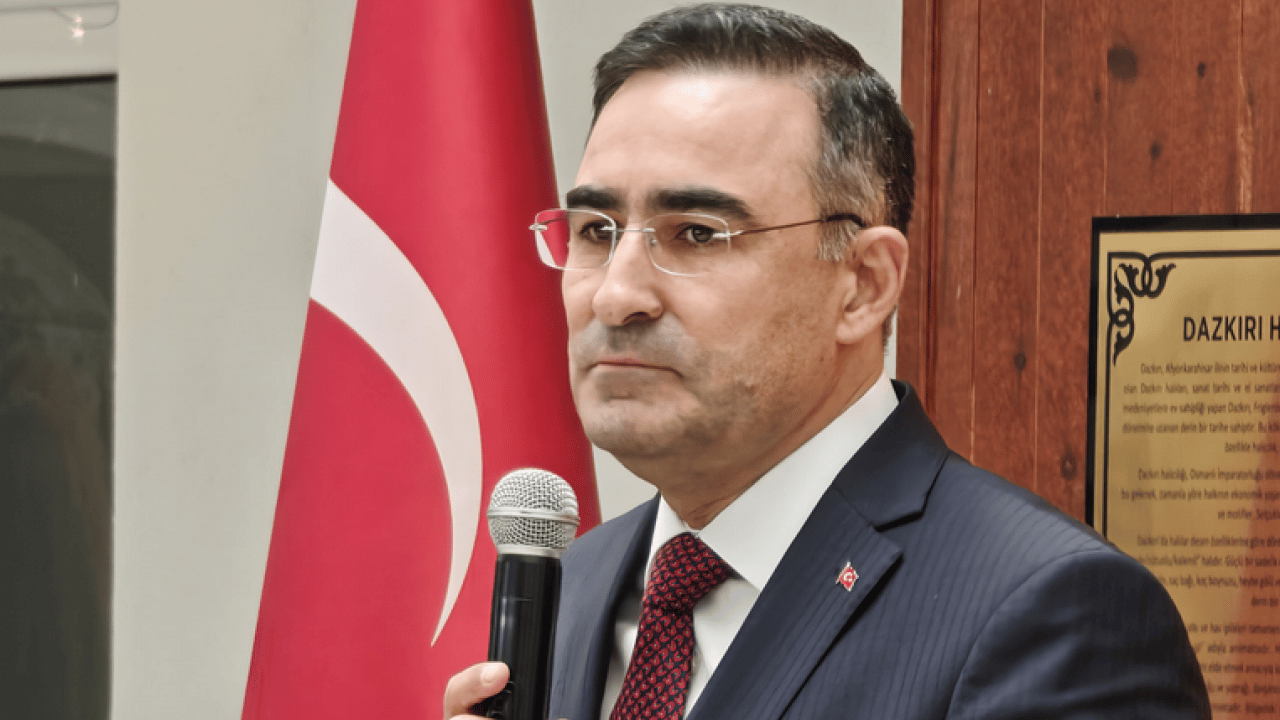 Foto - Dr. Hasan Arslan ilçe bayramlaşmalarında teşkilatlarla buluştu