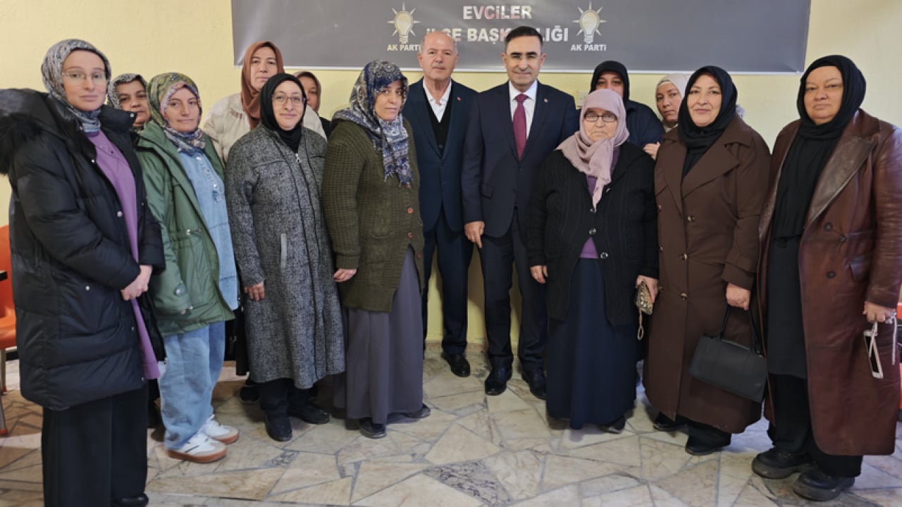 Foto - Dr. Hasan Arslan ilçe bayramlaşmalarında teşkilatlarla buluştu