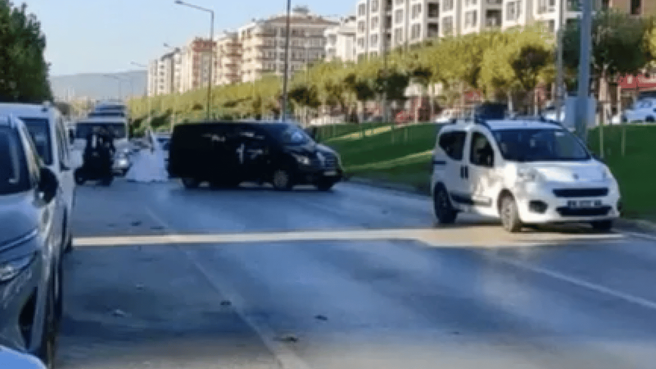 Foto - Düğün konvoyundaki eğlence pahalıya patladı: 660 bin liralık rekor ceza